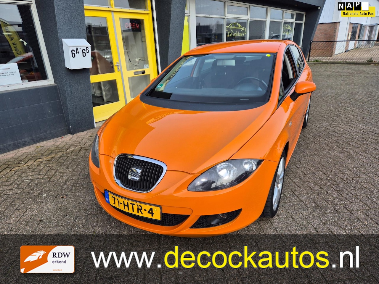 Seat Leon - 1.6 Sport-up/AIRCO/TREKHAAK - AutoWereld.nl