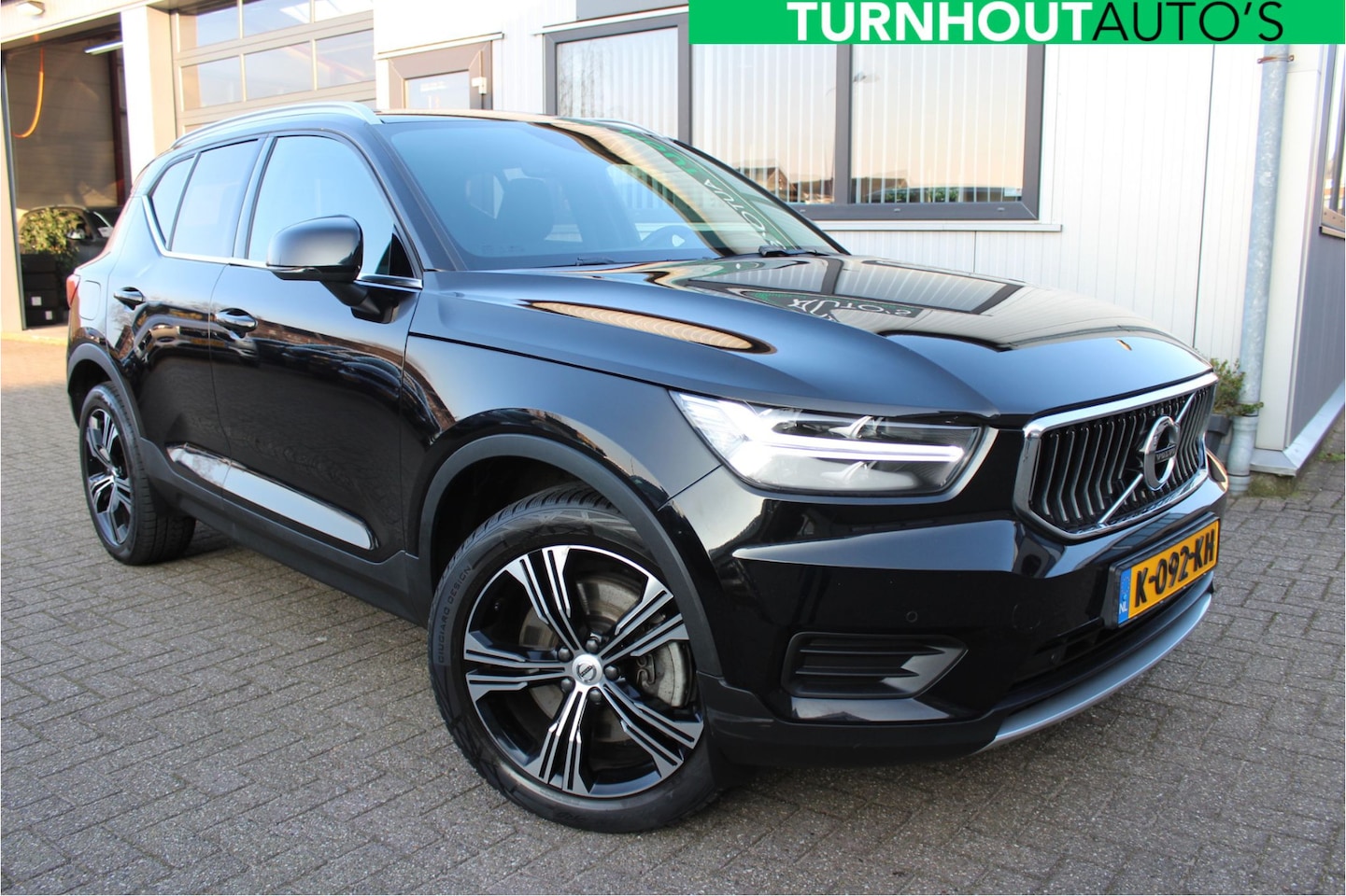 Volvo XC40 - 1.5 T4 Recharge Inscription Expression Panoramadak | Cam | Blis | HUD - AutoWereld.nl