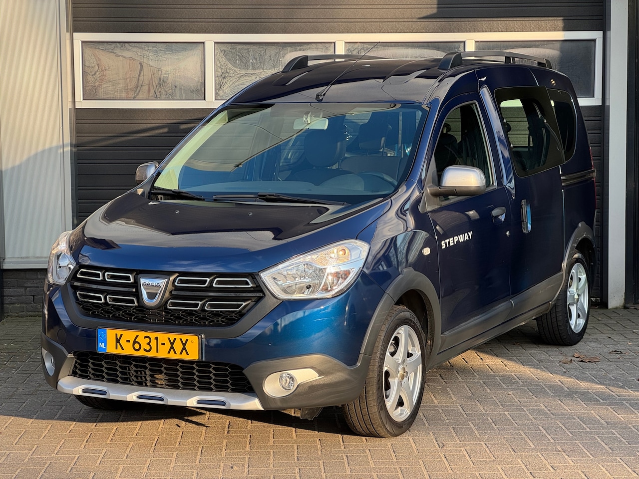 Dacia Dokker - 1.2 TCe S&S Ambiance Navi, Airco, - AutoWereld.nl