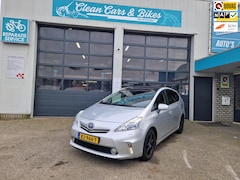 Toyota Prius Wagon - 1.8 Dynamic Business 96g trekhaak 7 stoelen persoon