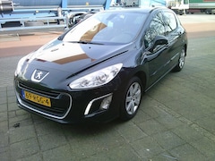 Peugeot 308 - 1.6 VTi Première/clima/navi/lichte schade