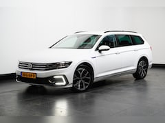 Volkswagen Passat Variant - 1.4 TSI PHEV GTE Business | Zwenkbare Trekhaak | Carplay | Stoelverwarming