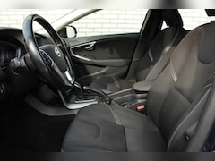 Volvo V40 - T4 1.6 180pk | Automaat | Cruise | Trekhaak | PDC achter