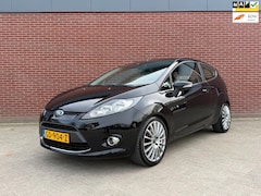 Ford Fiesta - 1.6 Ghia / Airco / Cruise control / Trekhaak / APK