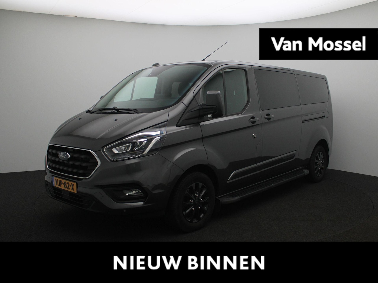 Ford Transit Custom - 320 2.0 TDCI L2H1 Platinum Edition DC | Auto | Navigatie | Camera | Winterpack - AutoWereld.nl