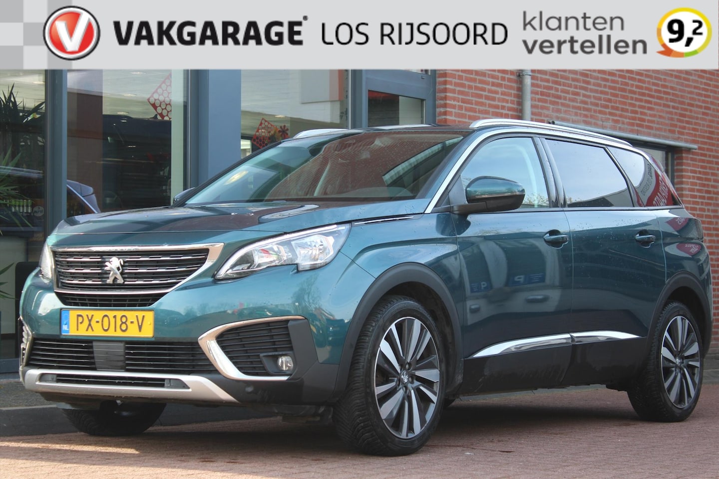 Peugeot 5008 - 1.2 PureTech *Allure* 7-Pers. | Nieuwe Distributie! | Trekhaak | Camera | Carplay | Naviga - AutoWereld.nl