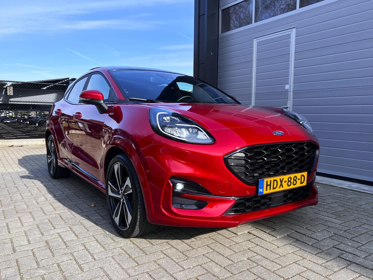 Ford Puma - 1.0 EcoBoost Hybrid ST Line X - LED - 19" - Schuif-/Kanteldak - Stuur-/Stoelverwarming - A - AutoWereld.nl