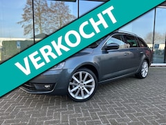 Skoda Octavia Combi - 1.4 TSI Style - Automaat - Navi - Parkeerhulp - Trekhaak - Winterpakket