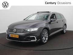 Volkswagen Passat Variant - 1.4 TSI PHEV GTE Business DSG / Panoramadak / Leer / Virtual cockpit / Achteruitrijcamera