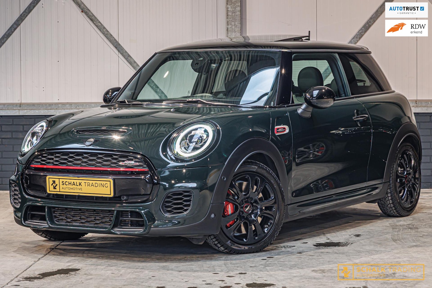 MINI John Cooper Works - 2.0 Chili|Pano|H&K|Cam|Acc|Dealer ond - AutoWereld.nl