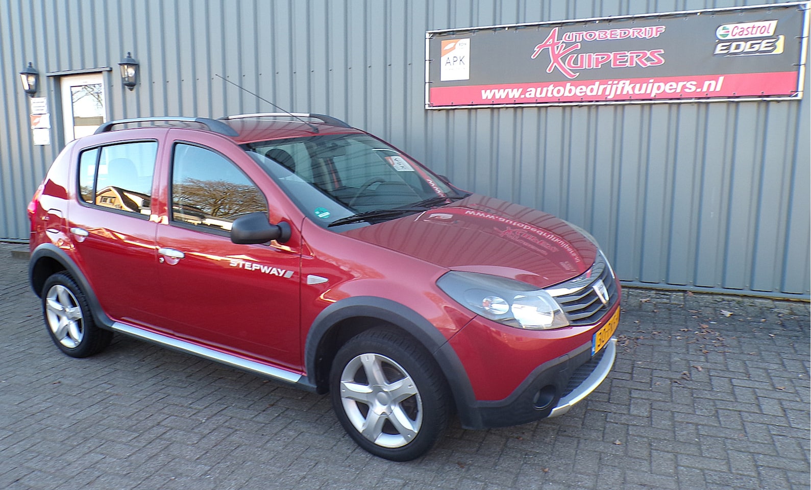 Dacia Sandero Stepway - 1.6 Airco.Lm.velgen.Audio.Trekhaak - AutoWereld.nl