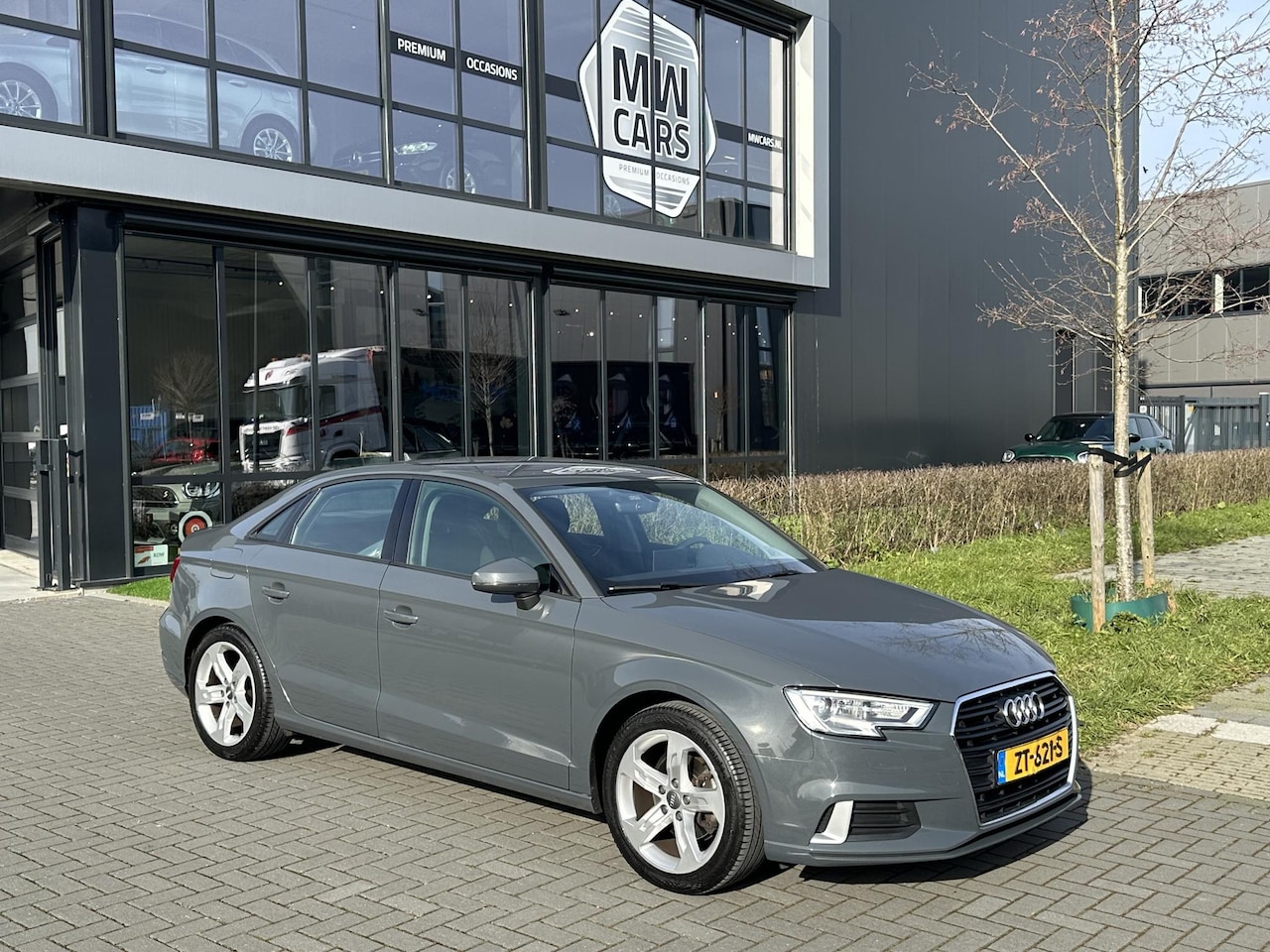 Audi A3 Limousine - 1.0 TFSI Sport Line Plus - AutoWereld.nl