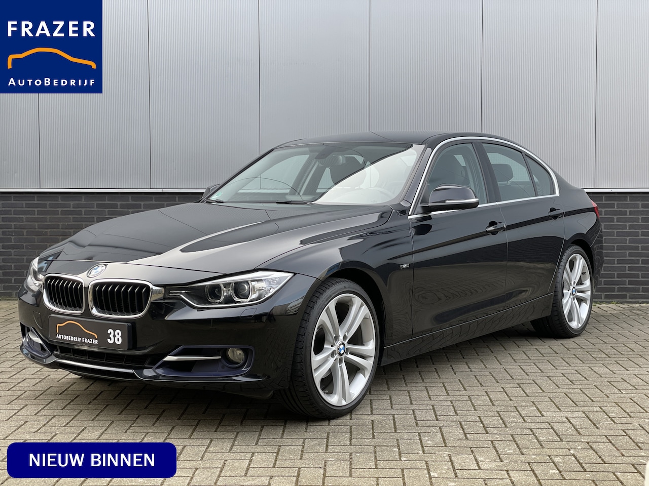 BMW 3-serie - 320i SPORT AUTOMAAT - AutoWereld.nl