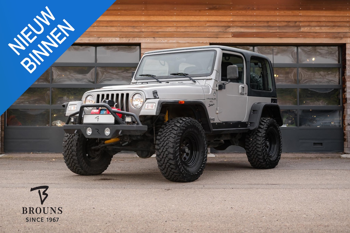 Jeep Wrangler - 4.0i Hardtop/Softtop & Softtop * Origineel Nederlands - AutoWereld.nl