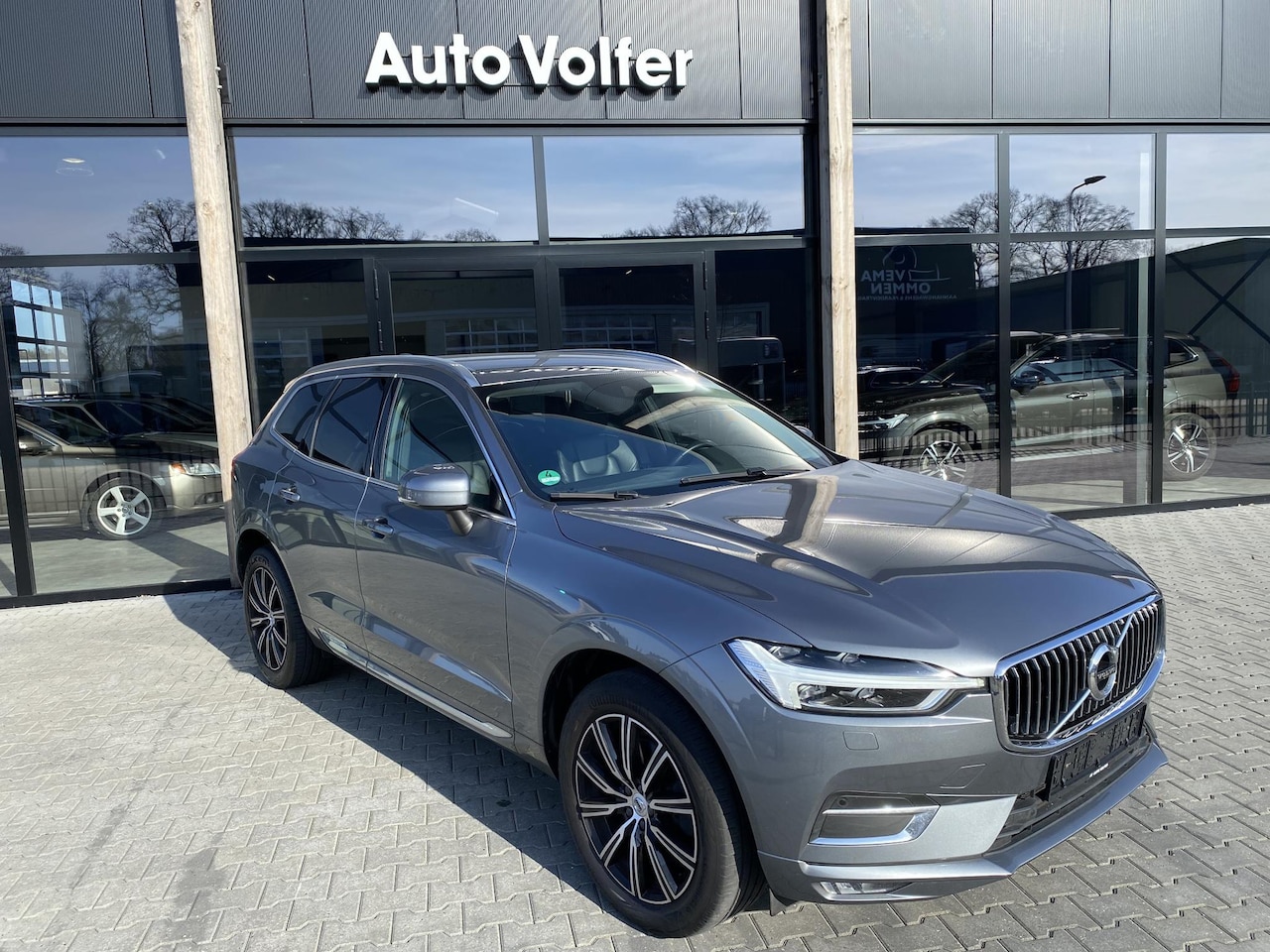 Volvo XC60 - 2.0 B5 AWD Inscription Cam|leder|trekhaak|H&K sound|memory - AutoWereld.nl