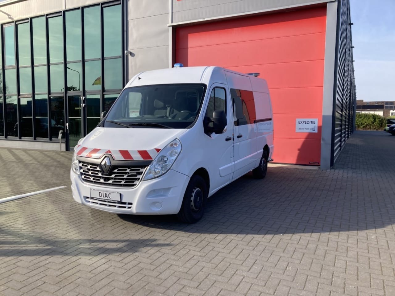 Renault Master - T33 2.3 dCi L2H2 French regis - AutoWereld.nl