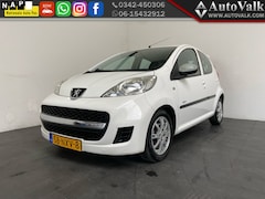 Peugeot 107 - 1.0-12V Millesim 200