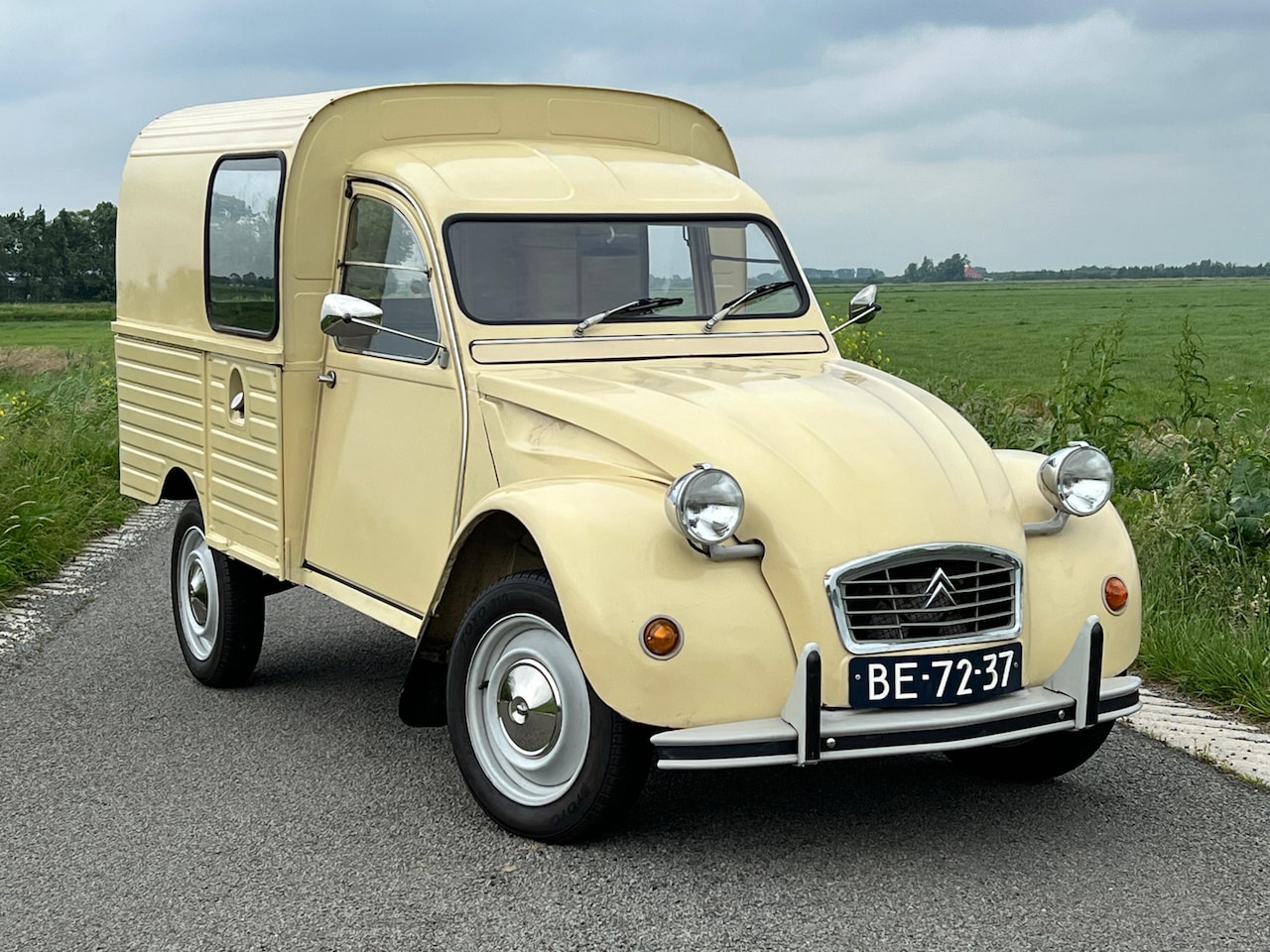 Citroën 2 CV - AK 400 - AutoWereld.nl