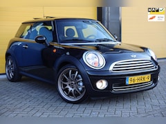 MINI Cooper - 1.6 Salt / Elek Pakket / NAP / Stoelverwarming / Open Panoramadak / Pdc / Allu Velgen