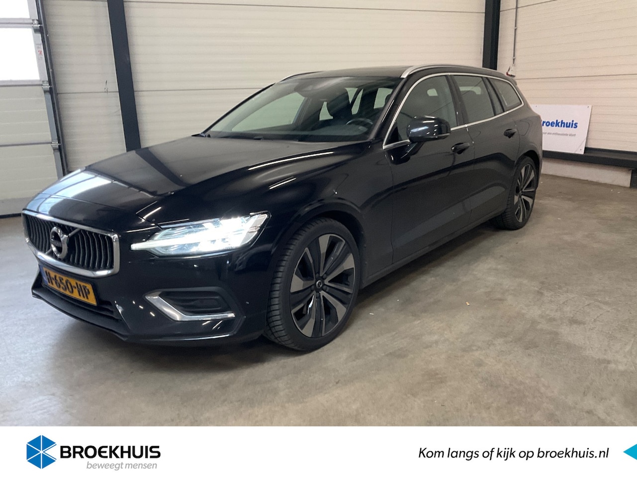 Volvo V60 - 2.0 T4 INSCRIPTION | 1e EIGENAAR! | PANODAK | POLESTAR ENGENEERED | LEDEREN MEMORY SEATS | - AutoWereld.nl