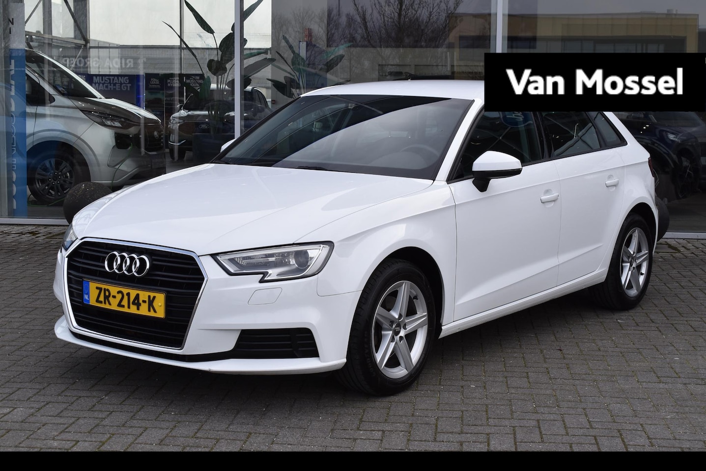 Audi A3 Sportback - 30 TFSI Pro Line | Airco | Cruise Control | Navigatie | Parkeersensoren Achter | - AutoWereld.nl