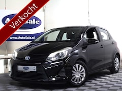 Toyota Yaris - 1.5 Full Hybrid Comfort NAVI BT CAMERA CLIMA '14