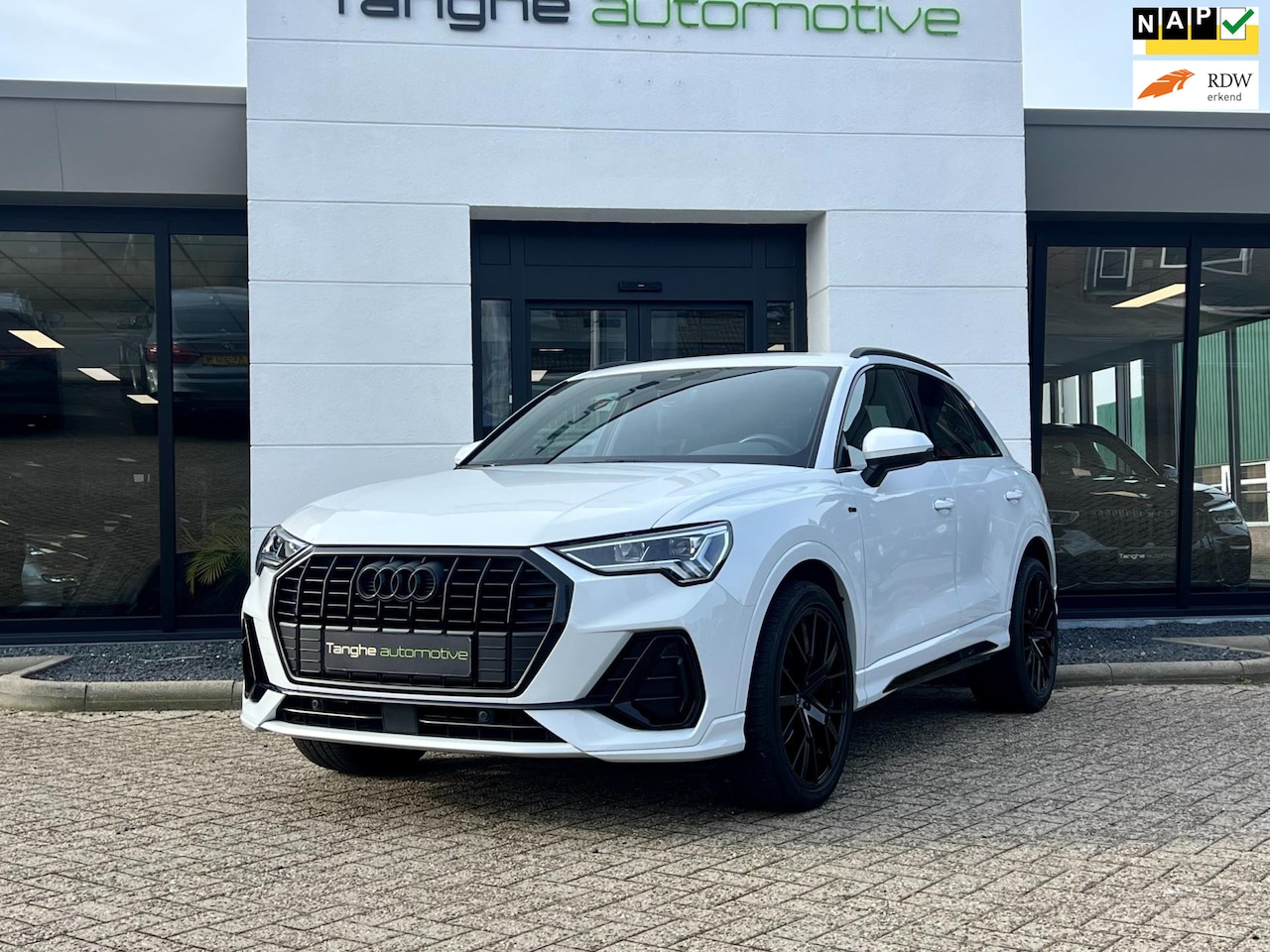 Audi Q3 - 35 TFSI Pro Line S 35 TFSI Pro Line S,Virtual Cockpit,DAB,Sfeerverlichting,Black Optiek - AutoWereld.nl