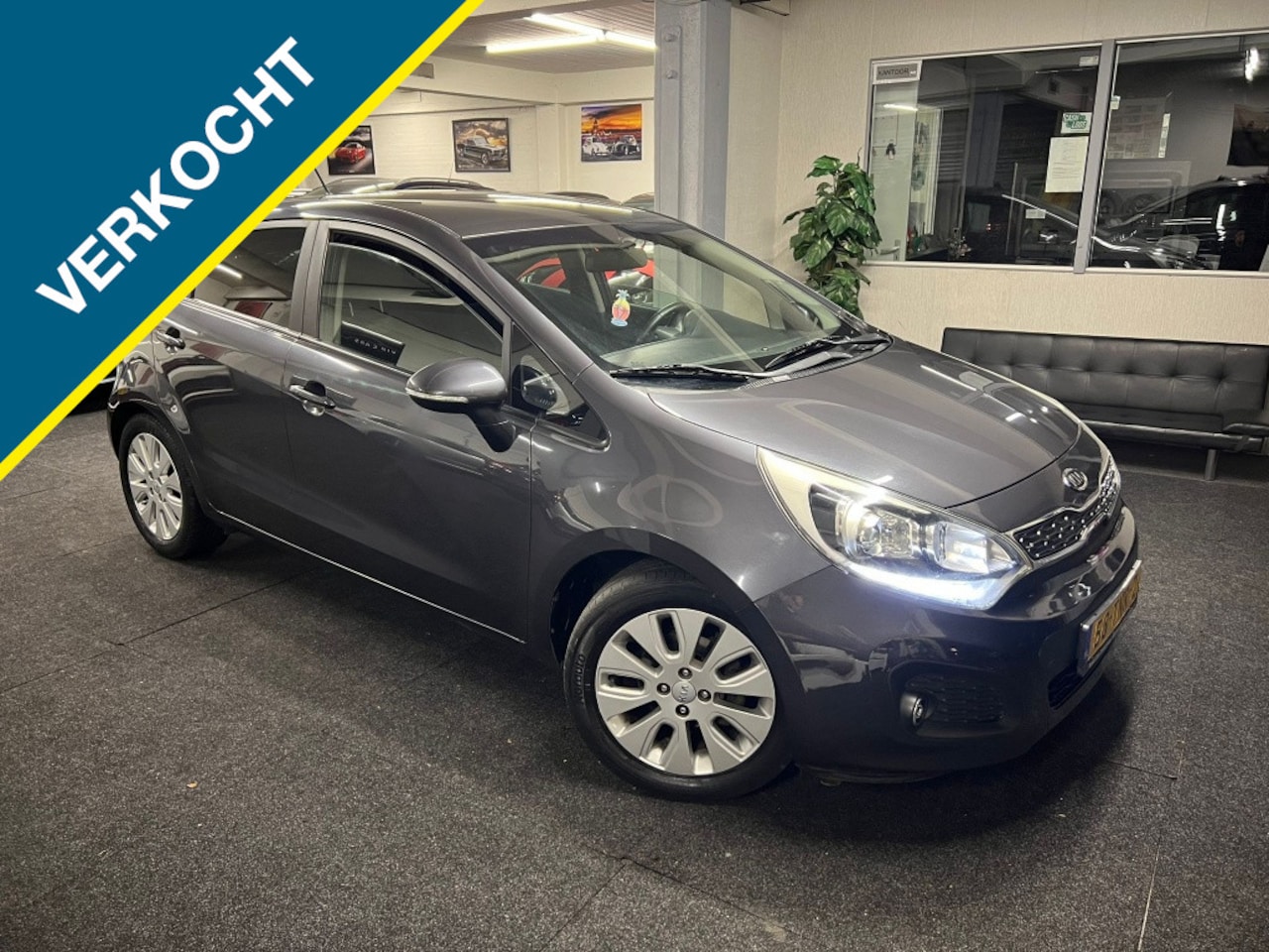 Kia Rio - 1.2 CVVT Super Pack*5drs*LED*NAP* - AutoWereld.nl