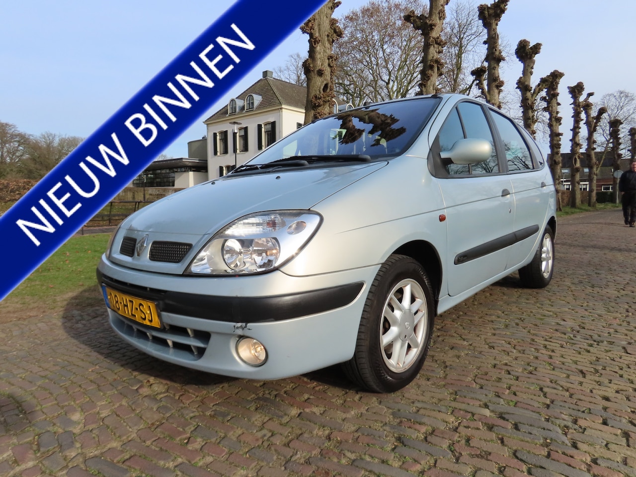 Renault Scénic - 1.6-16V Expression Automaat Ecc Lm Velgen Trekhaak - AutoWereld.nl