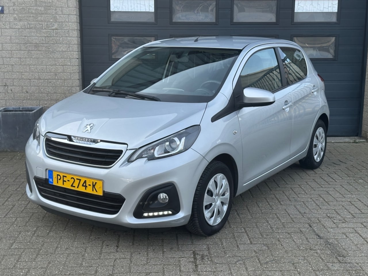 Peugeot 108 - 1.0 e-VTi Active / LED / Dealer ond / Airco / 5DRS / 1ste Eigenaar - AutoWereld.nl