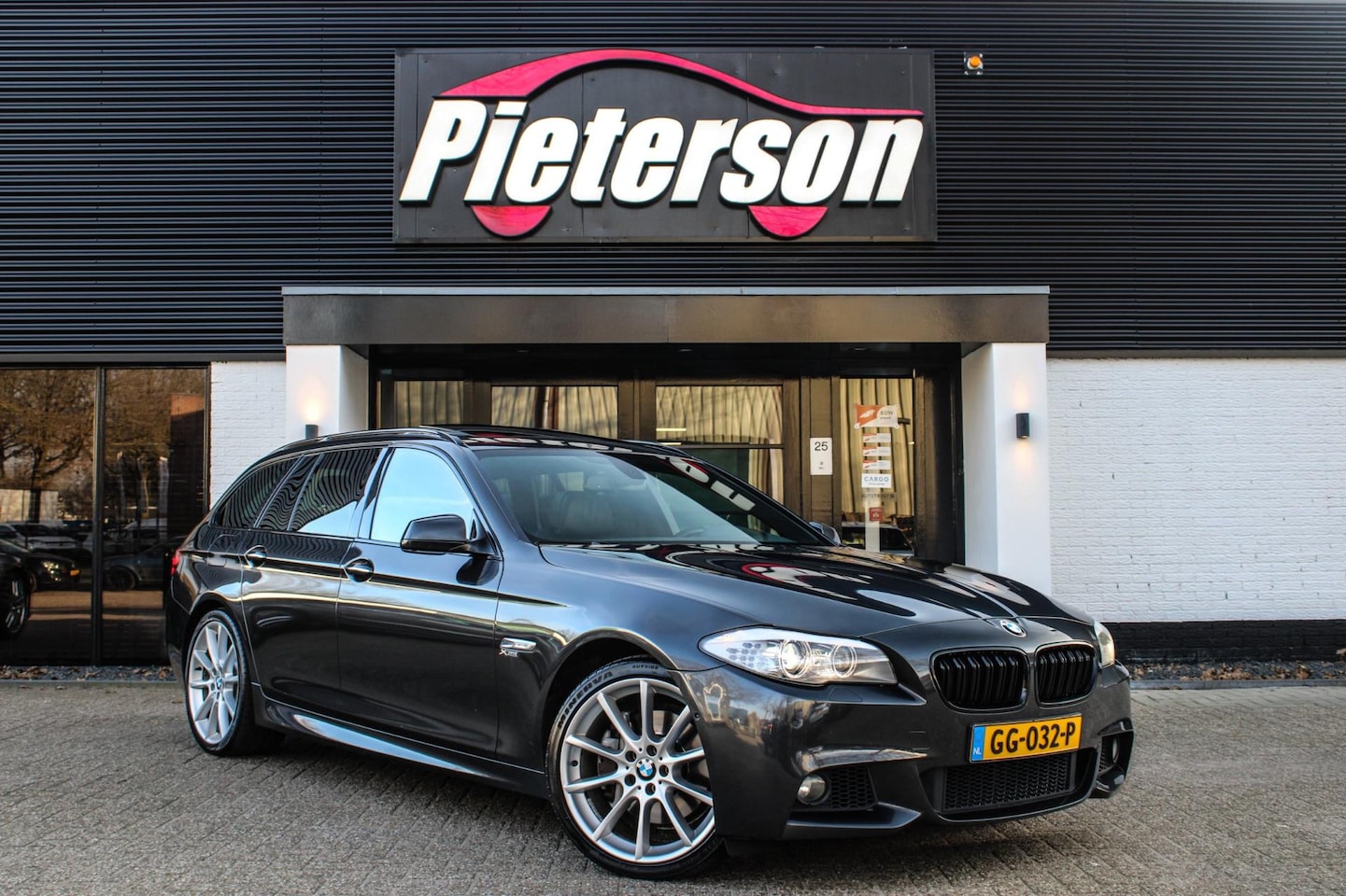 BMW 5-serie Touring - 535xd M-Pakket PANO MEMORY HUD CAMERA - AutoWereld.nl