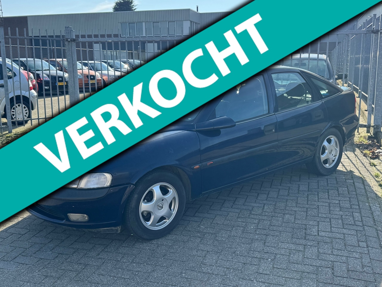 Opel Vectra - 1.6i-16V Diamond NL AUTO NAP! Airco l Elek pakket l Trekhaak l LM velgen! INCLUSIEF NIEUWE - AutoWereld.nl