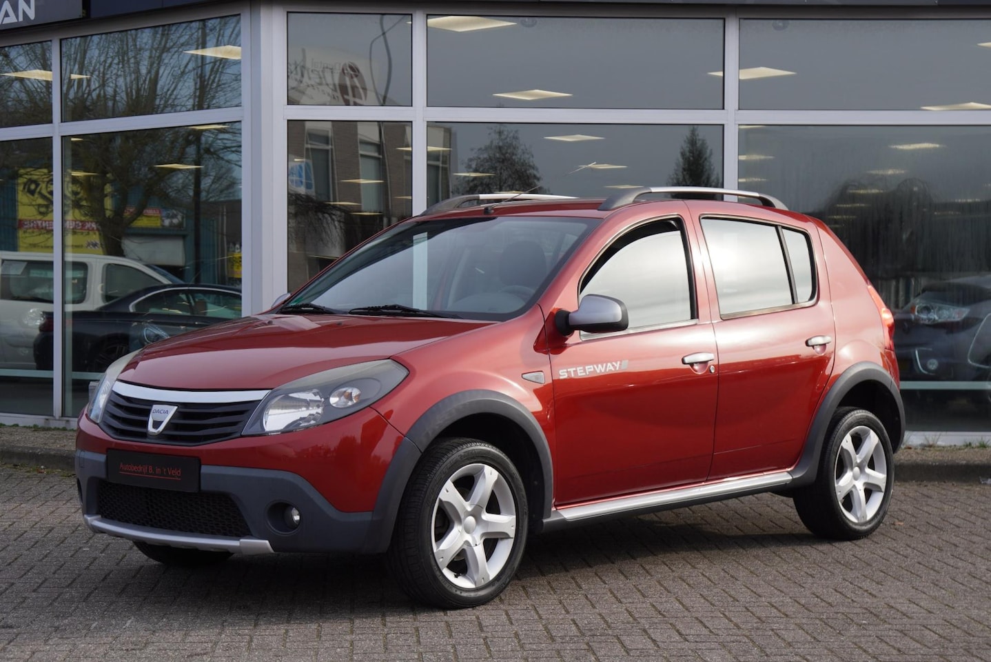 Dacia Sandero Stepway - 1.6 AIRCO LAGE KMSTAND LM VELGEN - AutoWereld.nl