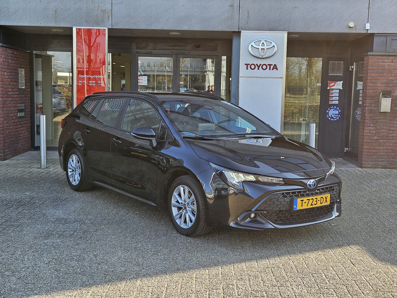 Toyota Corolla Touring Sports - 1.8 HYBRID 140 ACTIVE APPLE/ANDROID NAVI CAMERA 16"LMV NAVIGATIE FACELIFT-MODEL - AutoWereld.nl