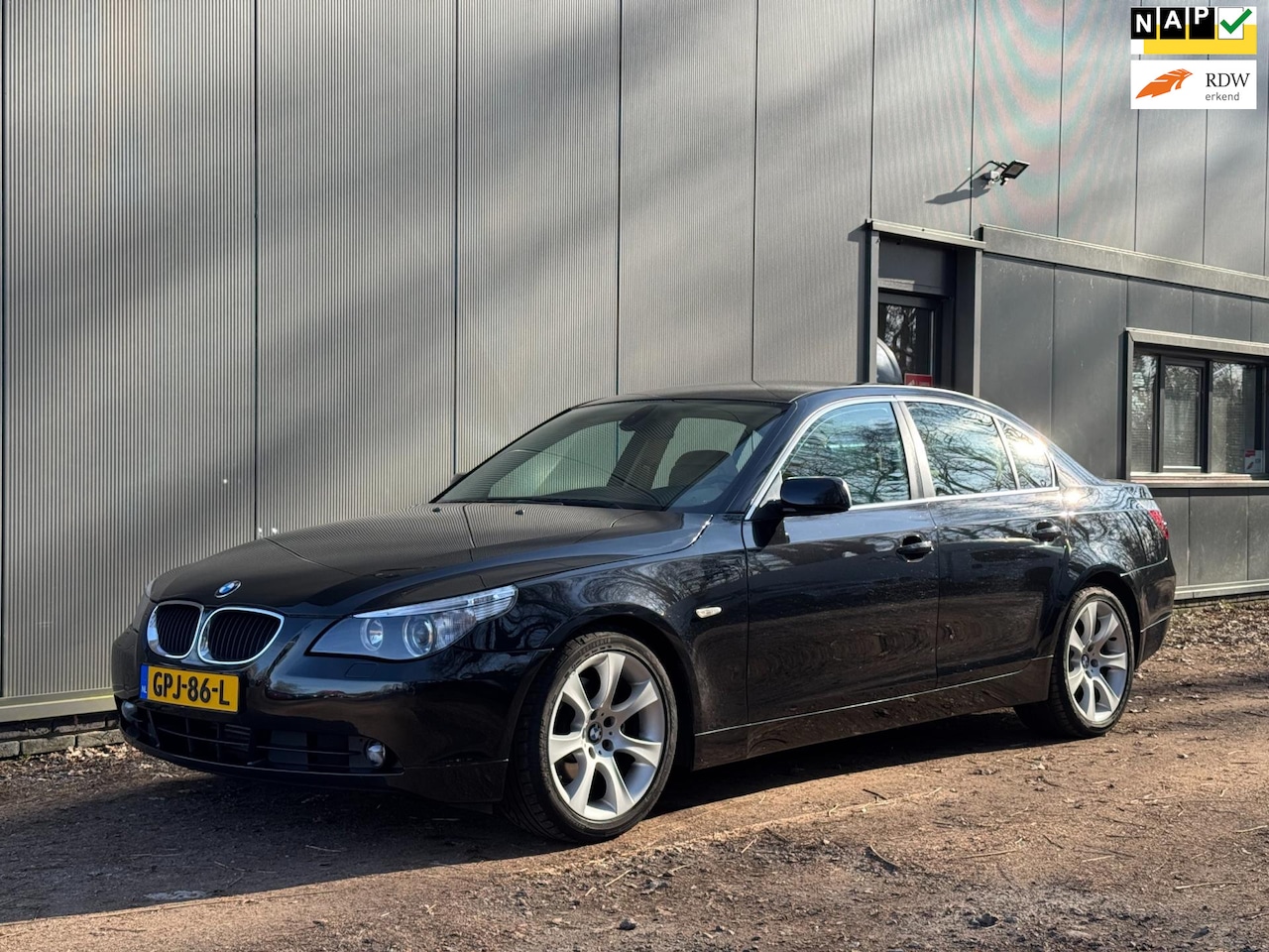 BMW 5-serie - 530i High Ex CLIMA|NAVI|AD.CRUISE|LEER|STOELVRW| - AutoWereld.nl