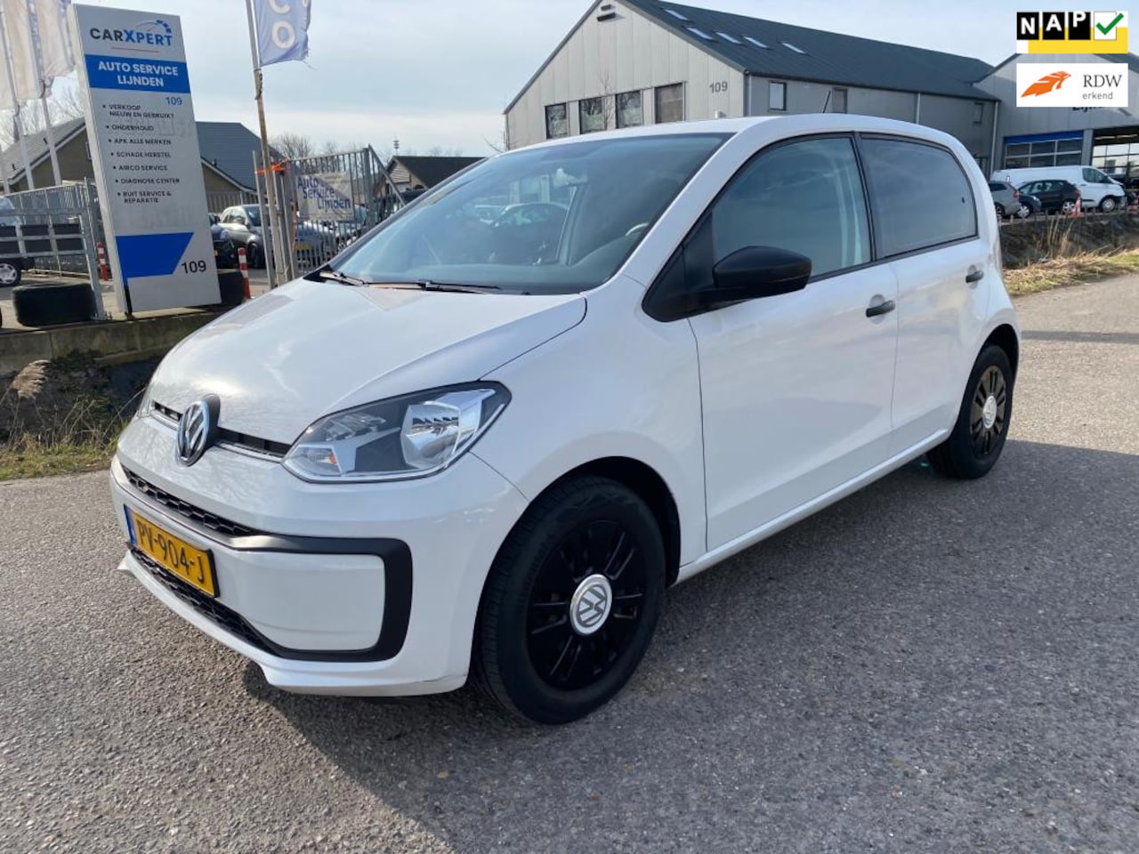 Volkswagen Up! - 1.0 BMT take up! Airco NL auto Nap - AutoWereld.nl