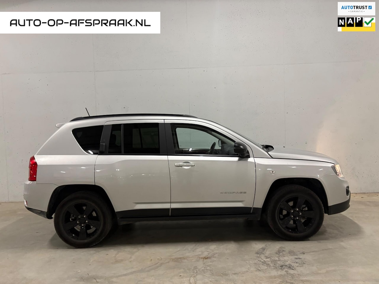 Jeep Compass - 2.0 Sport Airco Cruise Control PDC NAP APK - AutoWereld.nl