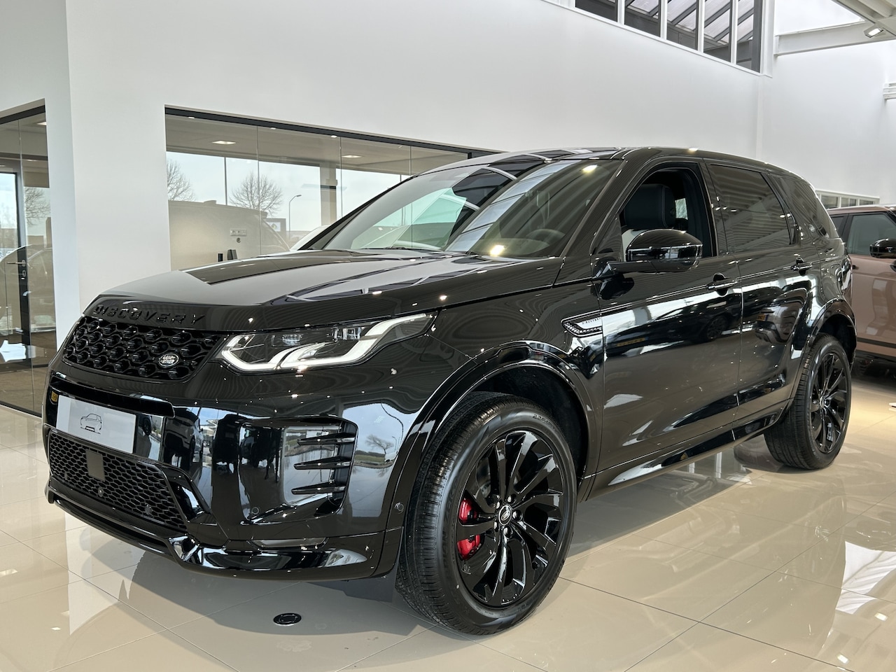 Land Rover Discovery Sport - 1.5 P270e PHEV Dynamic Edition | NIEUW - 0 km | 360gr Camera | Panoramadak | Light Oyster - AutoWereld.nl