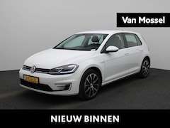 Volkswagen e-Golf - E-DITION | NAVIGATIE | CLIMATE CONTROL | ADAPTIVE CRUISE CONTROL | PARKEERSENSOREN | APPLE