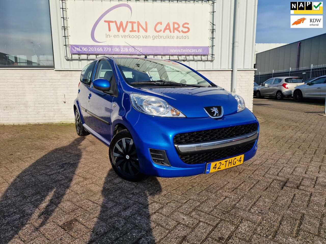 Peugeot 107 - 1.0-12V XS 5DRS AIRCO - AutoWereld.nl