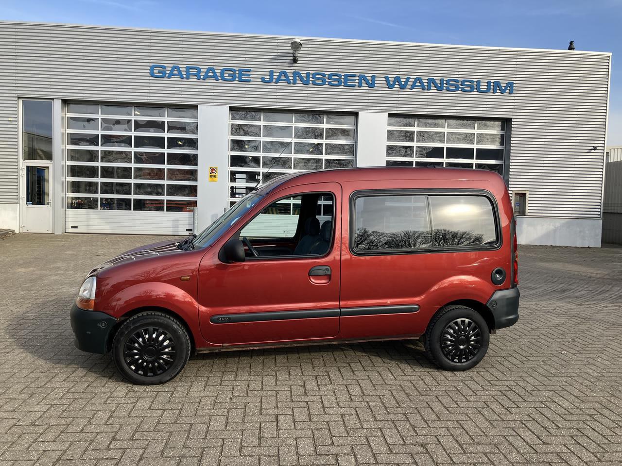 Renault Kangoo - 1.40 ROLSTOEL / MINDERVALIDE / KNIELSYSTEEM - AutoWereld.nl