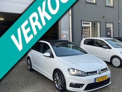 Volkswagen Golf - 1.4 TSI DSG AUTOMAAT R LINE PANO LED XENON