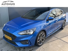 Ford Focus - 1.5 EcoBoost 182 pk ST Line Business Panorama B&O Trekhaak Navigatie 18" Velgen