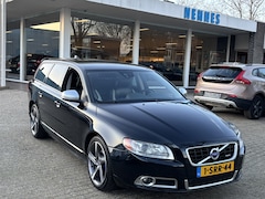 Volvo V70 - 2.0 D3 R-Design Plus Winter Family-line