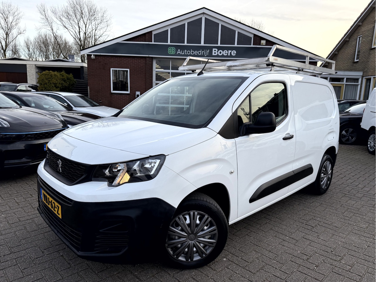 Peugeot Partner - 1.5 BlueHDI Pro Zij schuifdeur, Airco, Elek.Pakket - AutoWereld.nl