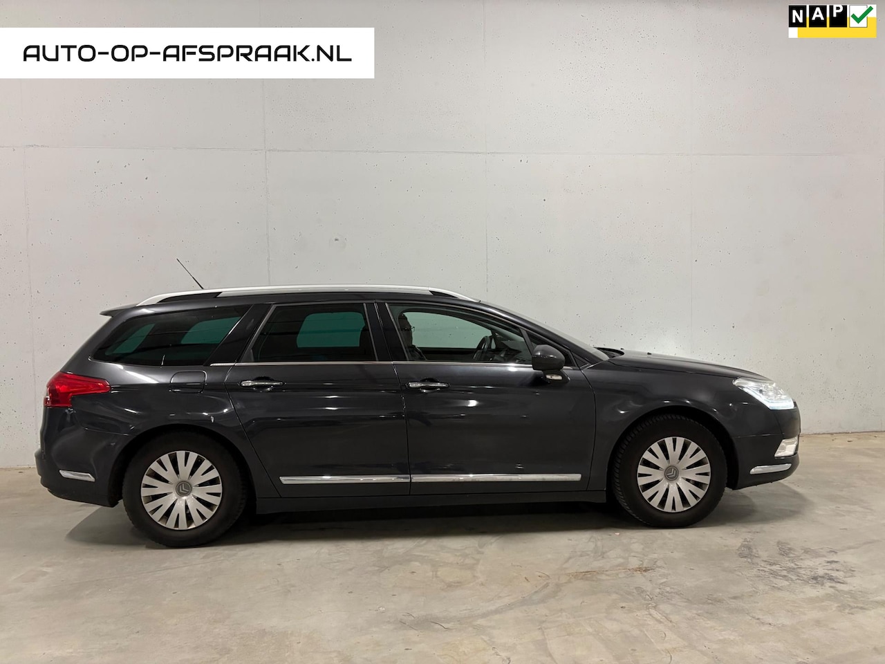 Citroën C5 Tourer - 1.6 e-HDi Collection Automaat Navi PDC Clima - AutoWereld.nl