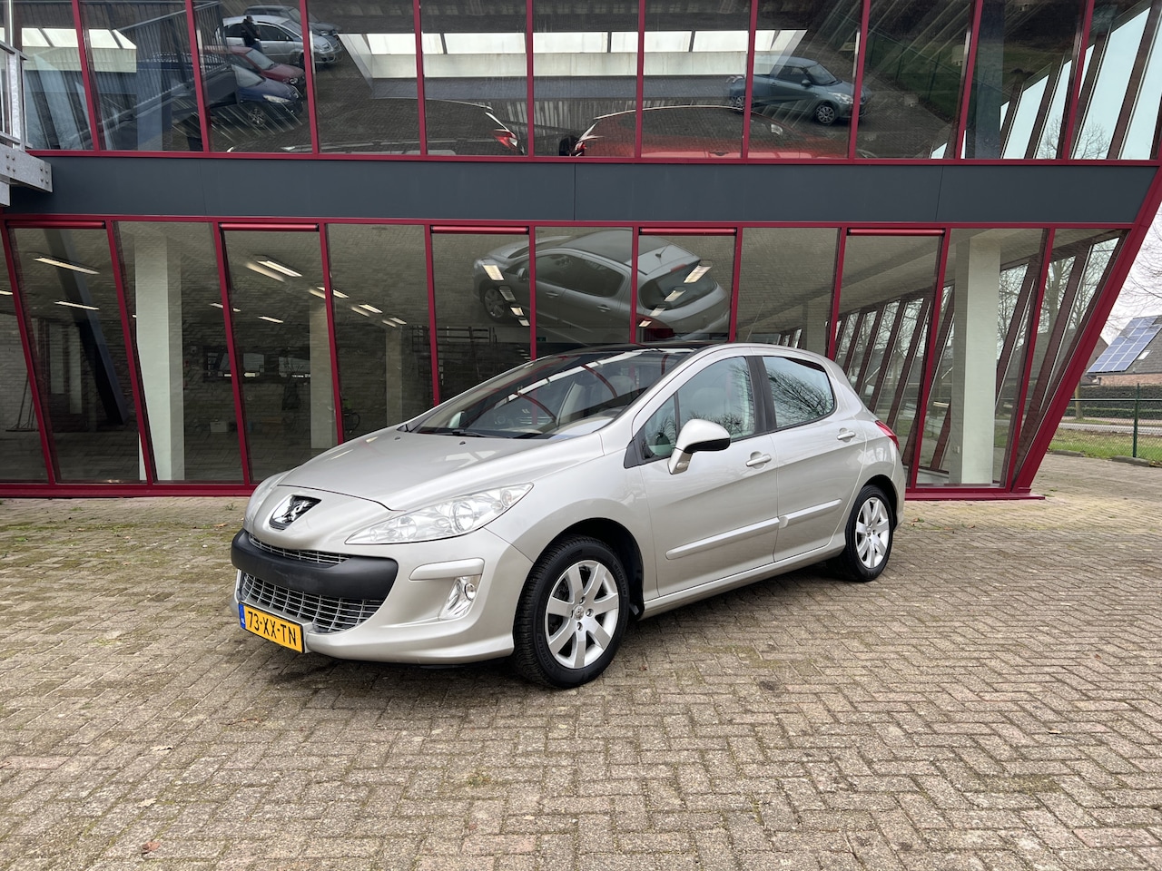 Peugeot 308 - 1.6 VTi XT 1.6 VTi XT - AutoWereld.nl