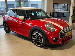 MINI Cooper - 1.5 136PK 5drs JCW Pakket NL-auto