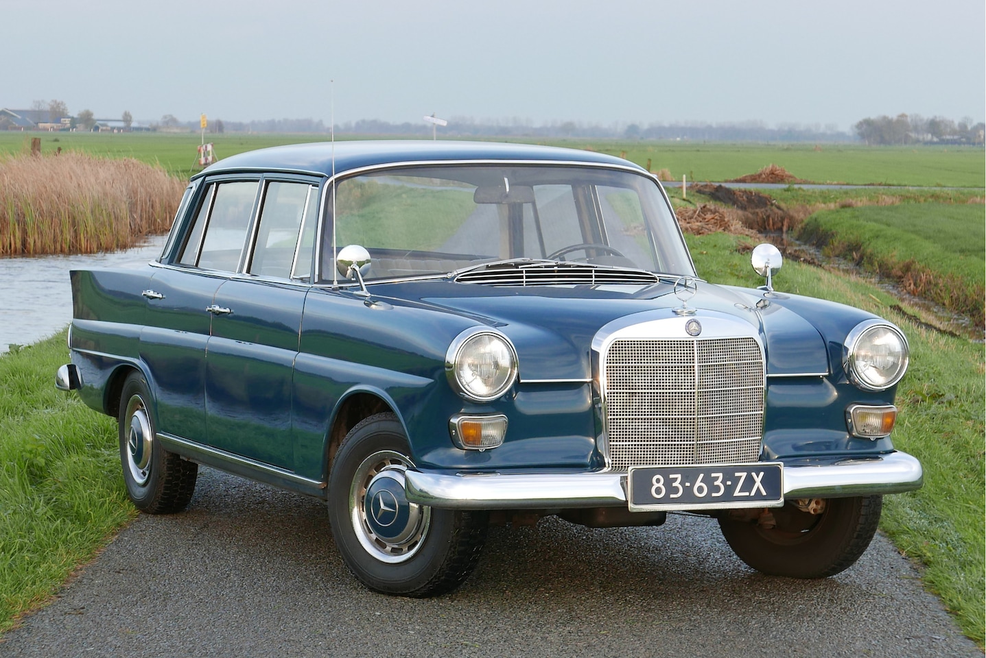 Mercedes-Benz 200-serie - W110 Heckflosse - Original Dutch Delivered, Automatic gearbox overhauled - AutoWereld.nl