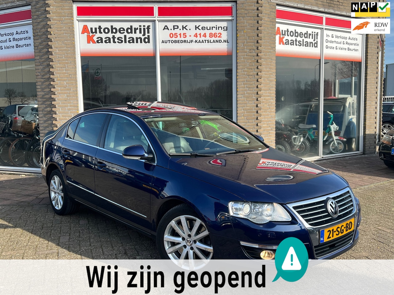 Volkswagen Passat - 3.2 V6 Highline 4M DSG - Vol optie's! - Uniek! - Volledige onderhoudshistorie aanwezig! - AutoWereld.nl